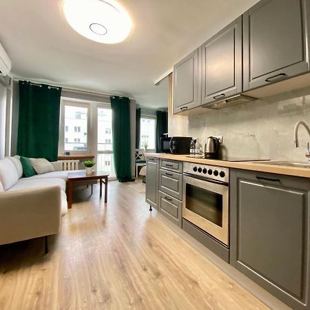 K22 Al Jana Pawla II Apartments 1 Varsó Kültér fotó