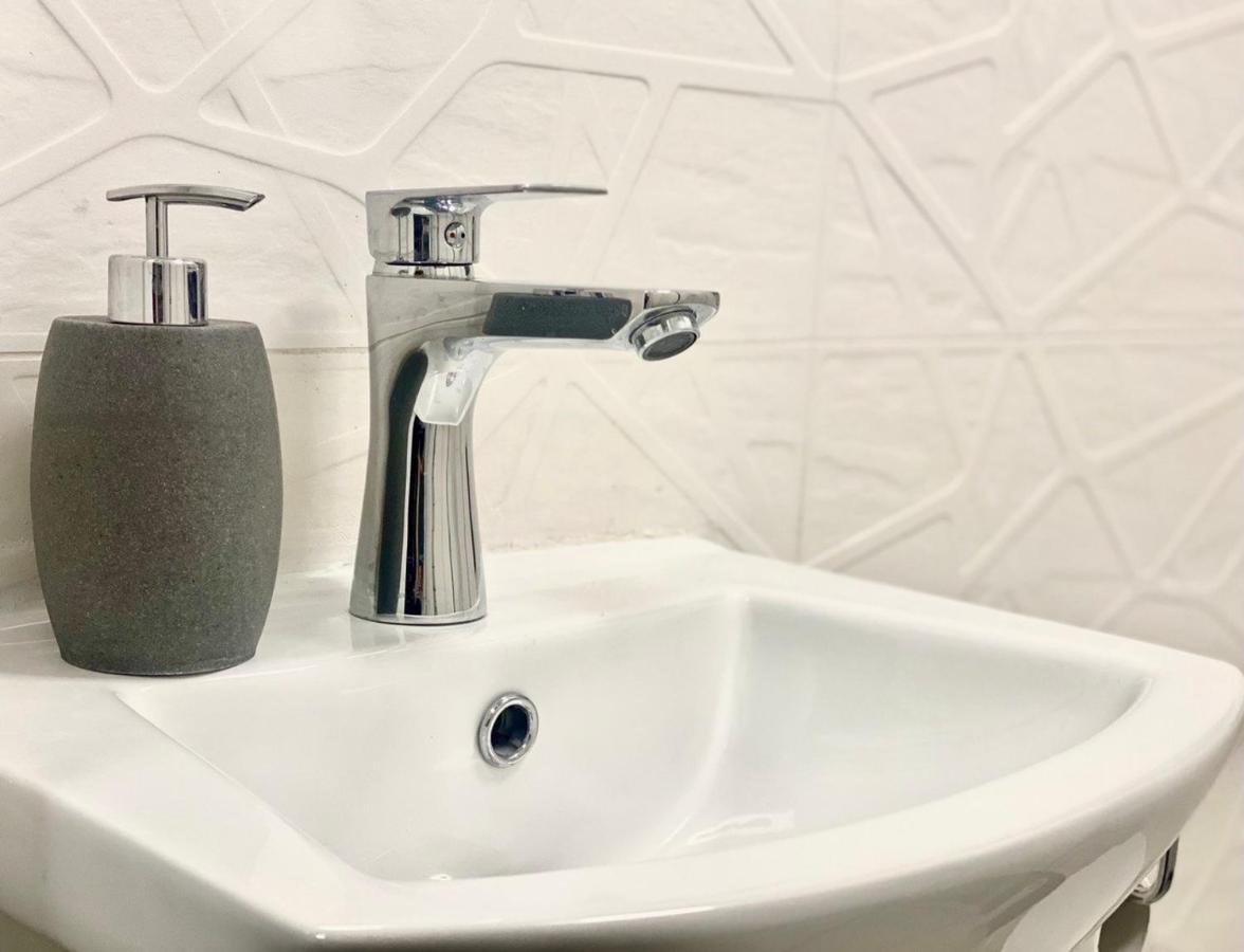 K22 Al Jana Pawla II Apartments 1 Varsó Kültér fotó