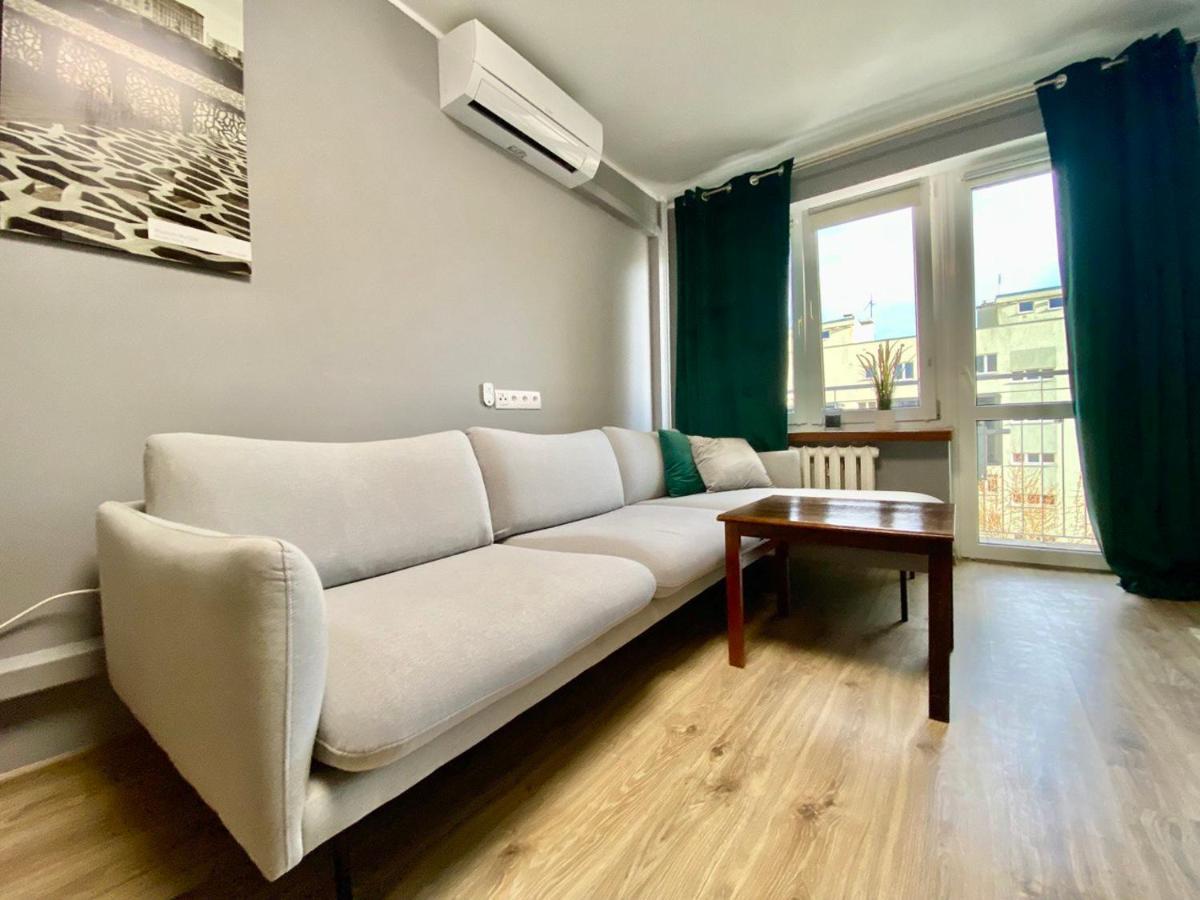 K22 Al Jana Pawla II Apartments 1 Varsó Kültér fotó